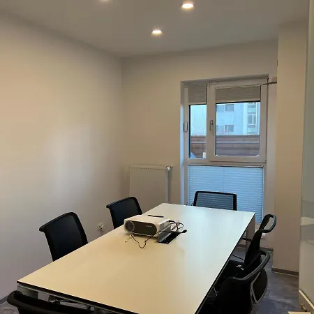 Fancy Penthouse With Lakeview W10 Daire *