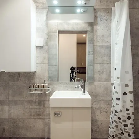 Daire Fancy Penthouse With Lakeview W10 *