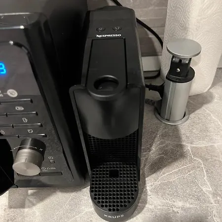 Διαμέρισμα Fancy Penthouse With Lakeview W10