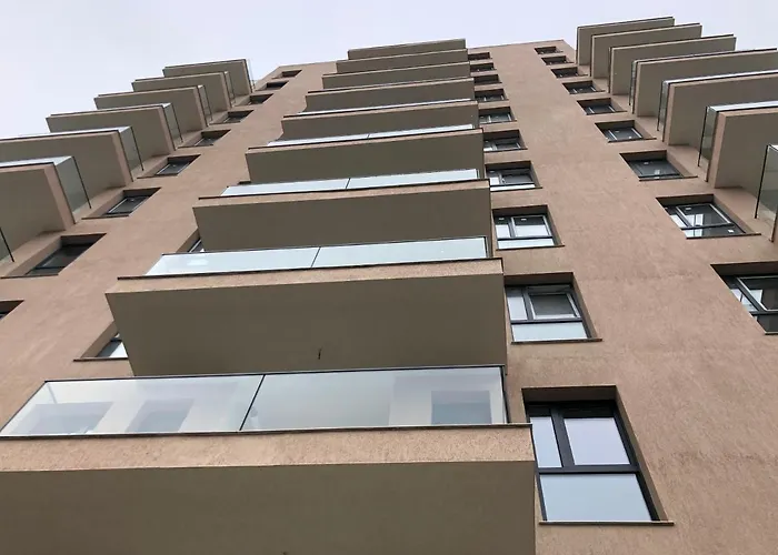 Fancy Penthouse With Lakeview W10