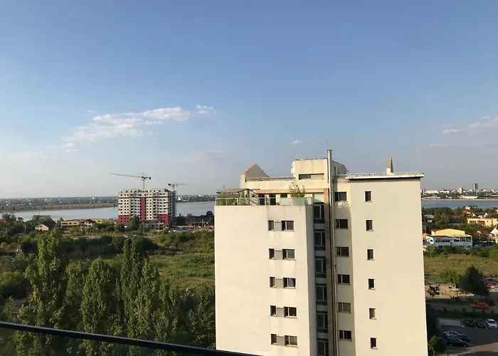 Fancy Penthouse With Lakeview W10 Daire *