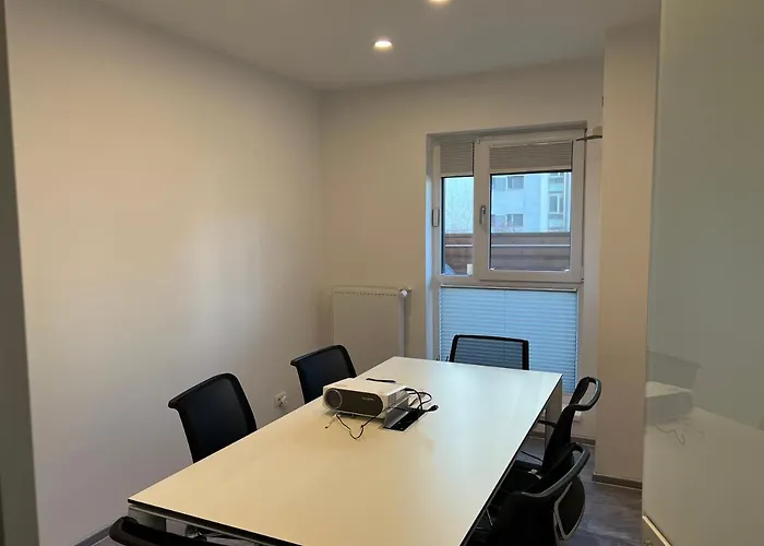 Fancy Penthouse With Lakeview W10 Daire *