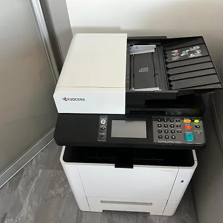 Апартаменты Fancy Penthouse With Lakeview W10 *