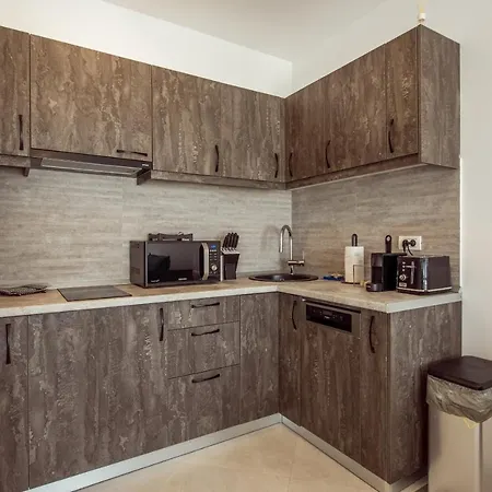 Fancy Penthouse With Lakeview W10 Διαμέρισμα